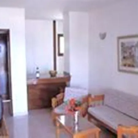 Rt-apartamentos Guinea アパート