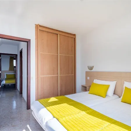 Rt-apartamentos Guinea アパート *